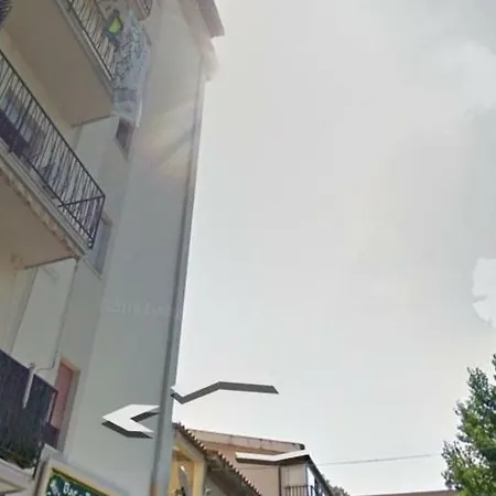 アパート Al Grattacielo トロペーア